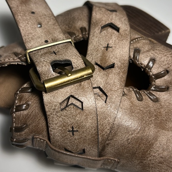 ✨Brown Rampage Booties With Side Buckle and Back Zipper✨ - Picture 8 of 9